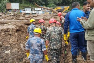 झ्याप्लेखोलामा पुरिएका सवारी साधनबाट निकालिएको शवको संख्या ३५ पुग्यो