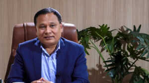 कुलमान घिसिङको अडान, वक्यौता नतिरेसम्म लाइन जोड्न सकिँदैन