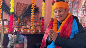 कथित झाँक्री प्रकाश भुजेलको गाडीद्वारा मोटर साइकललाई ठक्कर, त्यसमा सवार दम्पत्तीको अवस्था गम्भीर