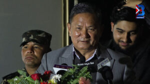 लोकरिझ्याँईको राजनीति गलत होः मन्त्री गुरुङ