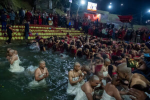 आजबाट स्वस्थानी व्रत प्रारम्भ (तस्बिरहरु)