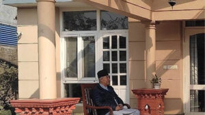 कांग्रेसका मन्त्रीहरु बुढानिलकण्ठमा, किन बोलाए देउवाले ?
