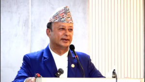 राम्रोसँग चल्न नसकेका विद्युत उपभोक्ता संस्था प्राधिकरणलाई जिम्मा लगाउनुस्ः ऊर्जामन्त्री खड्का