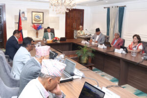 मन्त्रिपरिषद् पुनर्गठन हुन सक्छः सञ्चारमन्त्री गुरुङ
