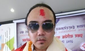 महाराजगन्जस्थित एक होटलबाट पक्राउ परे चक्रे मिलन