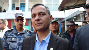 ‘निर्वाचन बिथोल्न केही तत्वहरु सक्रिय छन्ः गृहमन्त्री