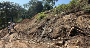 अवरुद्ध मेची राजमार्ग खुलाउन सकस, इलाम-राजदुवाली सडक तत्काल सञ्चालनमा नआउने