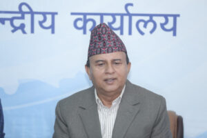 एमाले निर्वाचनबाट भाग्दैनः शंकर पोखरेल