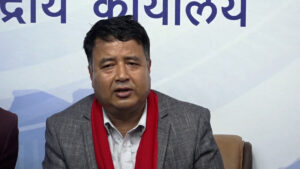 बारामा एमालेलाईं निषेध गर्न माओवादी र राजावादीहरु जेन–जीको नाममा तोडफोडमा उत्रिएः महेश बस्नेत