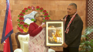प्रधानमन्त्री कार्की र दुर्गा प्रसाईंबीच भेटः जनताबाट मुद्दा अनुमोदन गराउन आग्रह