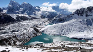 हिमालयमा हिउँको मात्रा तीव्र रूपमा घट्दै, २ अर्ब मानिसको जलस्रोतमा खतरा