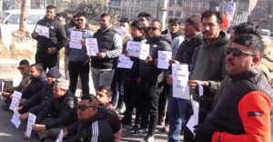 संसद पुनःस्थापनाको माग गर्दै प्रदर्शन