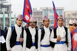 अंग्रजी नयाँ वर्षमा नेपालीहरुले राष्ट्रिय पोशाक दिवस र नेपाली टोपी दिवस मनाउँदै