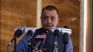 गगन भन्छन्ः ठगबन्धन होइन, सिद्धान्त–बरु सरकार चाहिँदैन, मूल्य चाहिन्छ