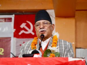 प्रचण्डको ब्रिफिङ : एमालेसँग चुनावी तालमेल हुँदैन