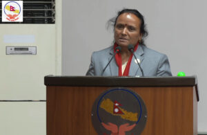 एउटा ग्यास कम्पनीको सिलिण्डर अर्कोसंग साट्दा ५ सय तिर्नुपर्ने व्यवस्था हटाउन एमाले सांसद देवकोटाको माग